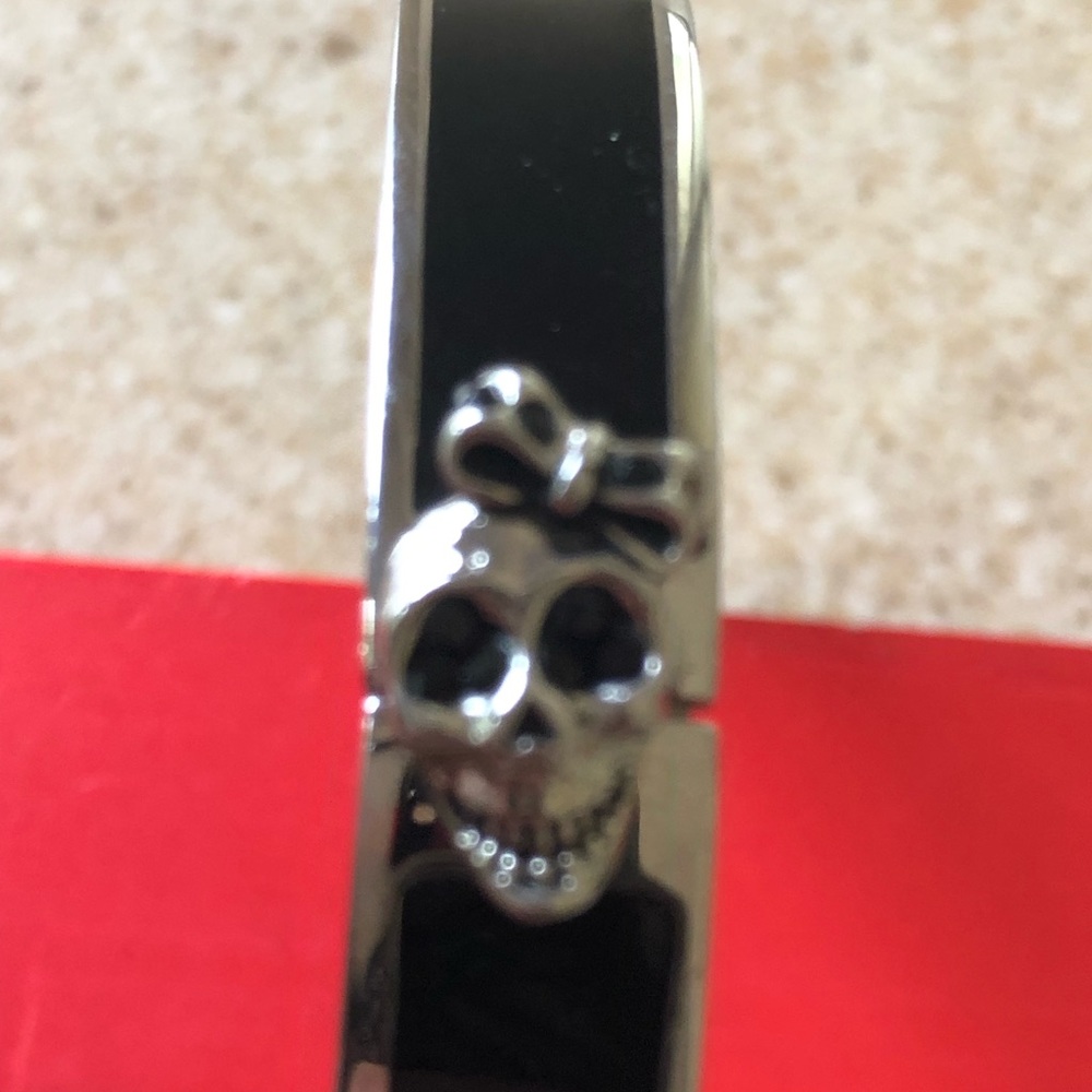 RARE David Sigal Happy Skull black enamel bangle bracelet